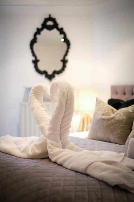 Апартаменты Glen Wynne Lovely Pet Friendly - Free Off-site Health Club Access With Pool, Sauna, Steam & Gym